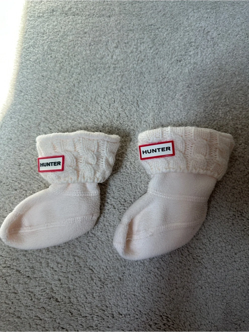 Hunter Kids Cream Cable-Knit Boot Socks with Branded Patch Size kids 5-7